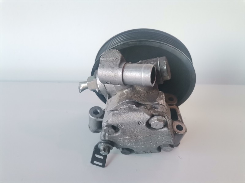 Recambio de bomba direccion para mercedes-benz clase c (bm 203) sportcoupe 646963 referencia OEM IAM A0044661301  