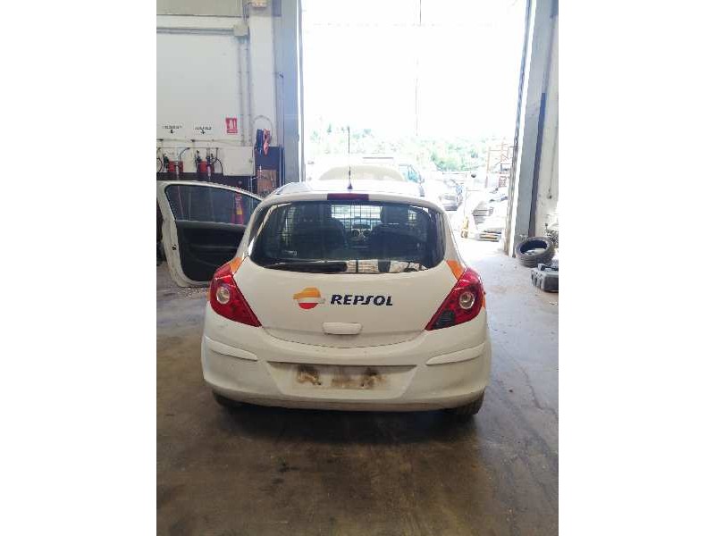opel corsa d del año 2008