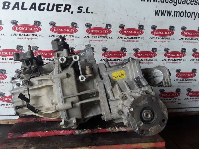 Recambio de caja transfer para hyundai santa fe (sm) d4ea referencia OEM IAM Y040201796  