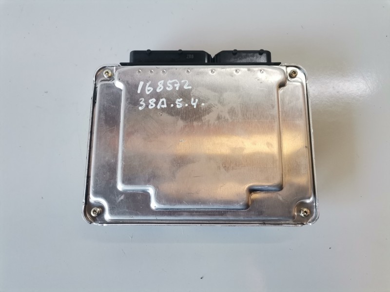 Recambio de centralita motor uce para audi a6 avant (4b5) bfc referencia OEM IAM 8E0907401P/0281011136  