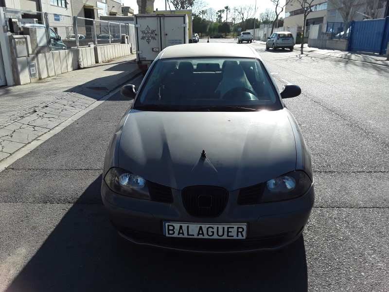seat ibiza (6l1) del año 2003