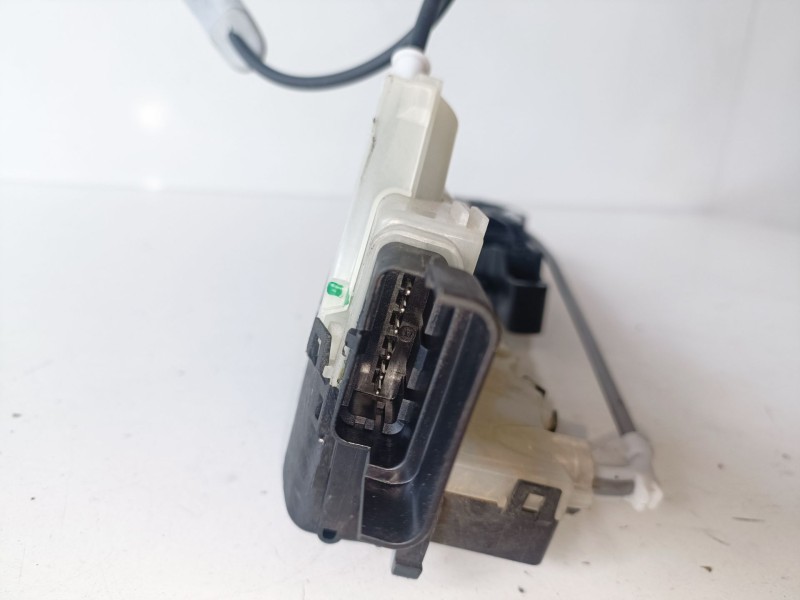 Recambio de cerradura puerta delantera izquierda para citroen c4 cactus hnz referencia OEM IAM 190385  