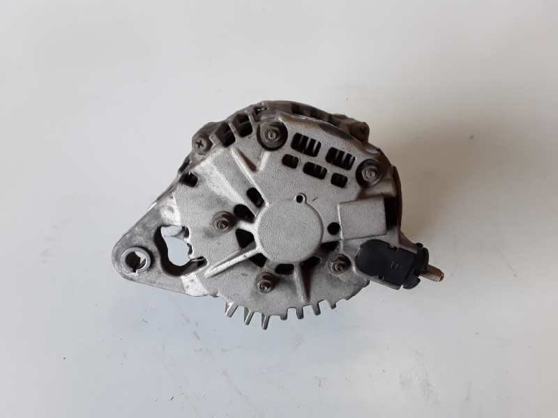 Recambio de alternador para nissan micra (k11) cga3 referencia OEM IAM 23100AP000  