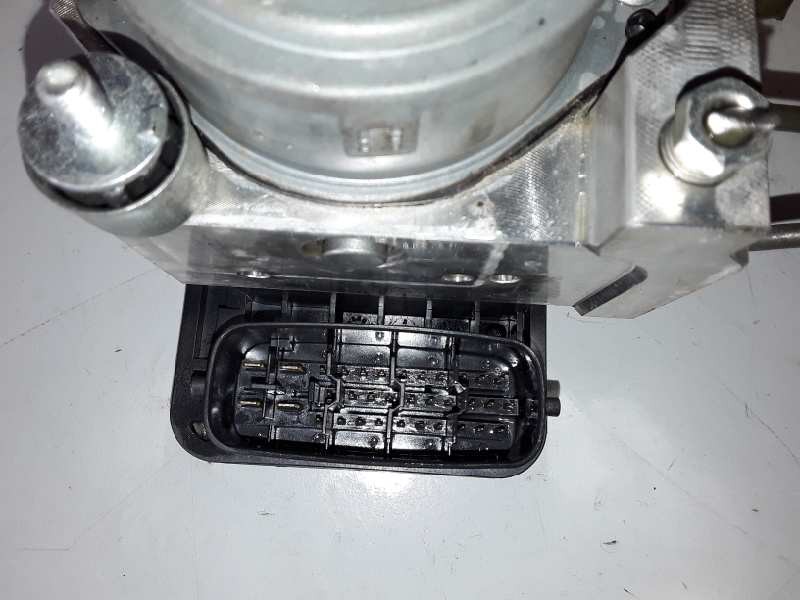 Recambio de abs para mitsubishi l200 (ka0/kb0) 4d56 referencia OEM IAM 4670A231/13511021060/7506H091310/M6/A01  