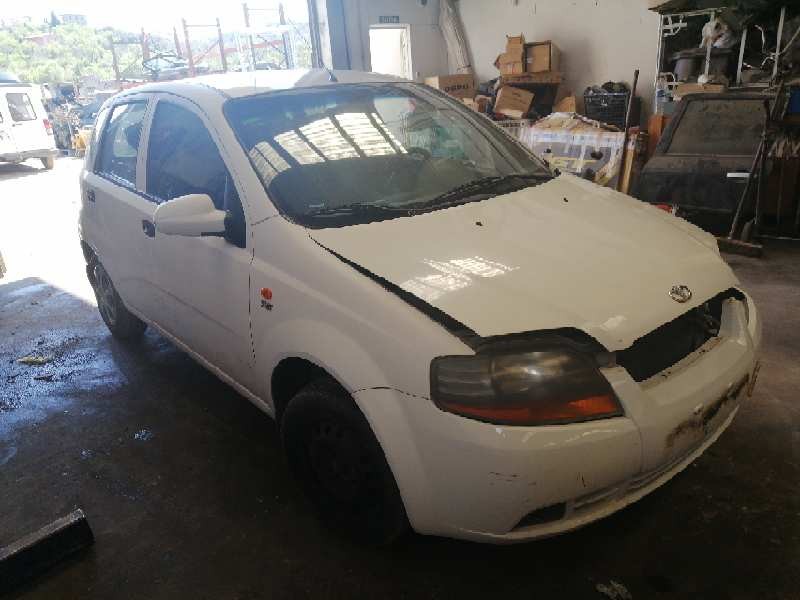 daewoo kalos del año 2004