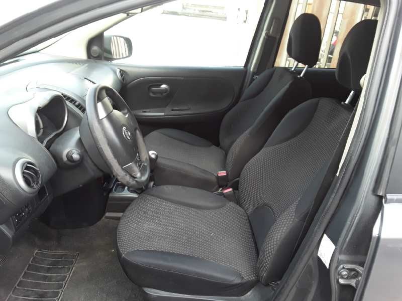 nissan note (e11e) del año 2006