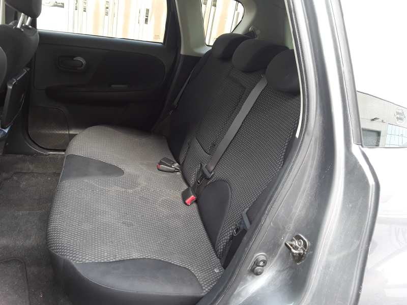 nissan note (e11e) del año 2006