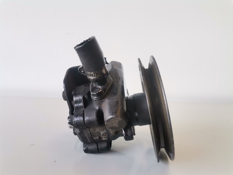 Recambio de bomba direccion para nissan terrano ii (r20) ka24e referencia OEM IAM   