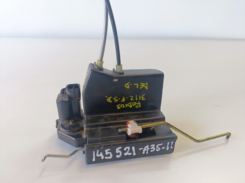 Recambio de cerradura puerta delantera derecha para ssangyong rodius d27dt referencia OEM IAM   