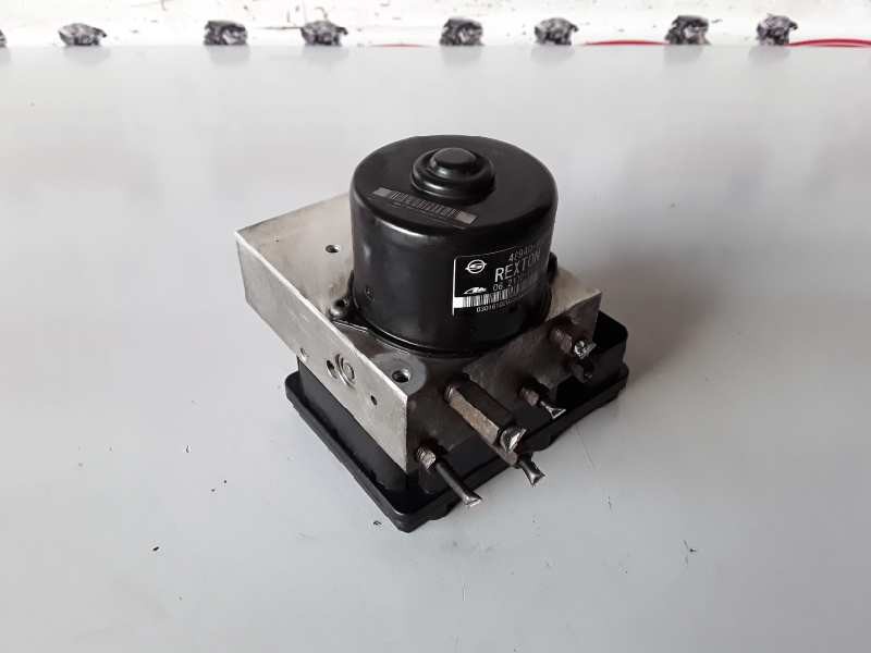 Recambio de abs para ssangyong rexton d27dt referencia OEM IAM 4894008200/06210202384  