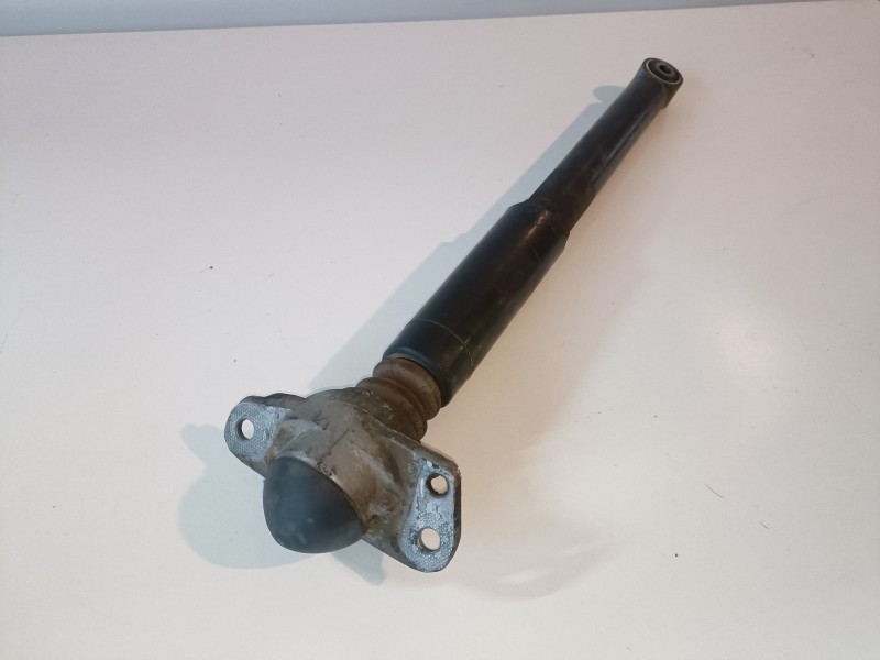 Recambio de amortiguador trasero izquierdo para seat leon (1p1) cayc referencia OEM IAM 1K0512011AD  