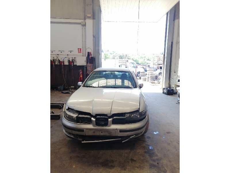 seat toledo (1m2) del año 2000