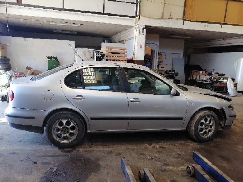 seat toledo (1m2) del año 2000