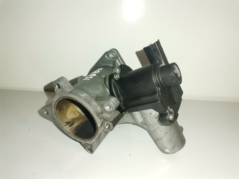 Recambio de valvula egr para volkswagen t5 transporter furgón/combi (7h) bnz referencia OEM IAM 700823030  