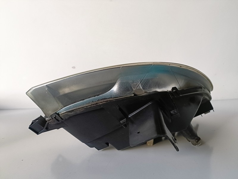 Recambio de faro izquierdo para citroen xsara picasso 9hy referencia OEM IAM 89310170  