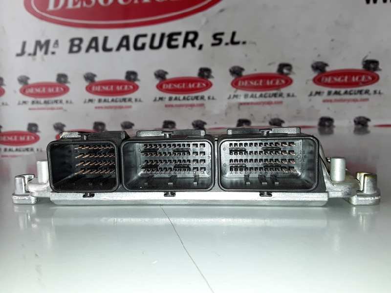 Recambio de centralita motor uce para volvo v40 familiar d4192t3 referencia OEM IAM 0281011087/HOM8200065996/8200233343  