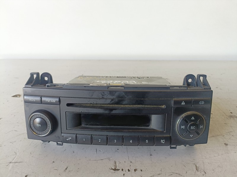 Recambio de sistema audio / radio cd para mercedes-benz clase b (bm 245) 640940 referencia OEM IAM A1698702389001  