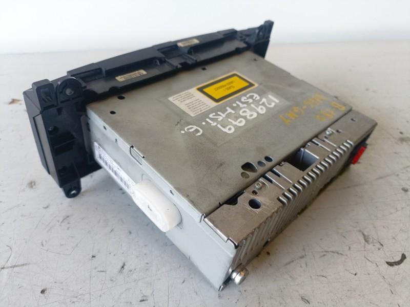 Recambio de sistema audio / radio cd para mercedes-benz clase b (bm 245) 640940 referencia OEM IAM A1698702389001  