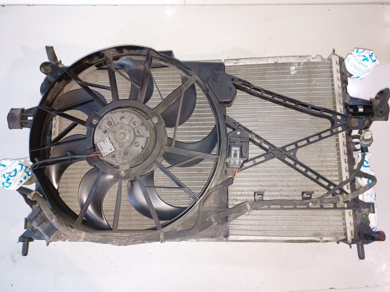Recambio de electroventilador para opel zafira a y22dtr referencia OEM IAM 0130303903/24413317  