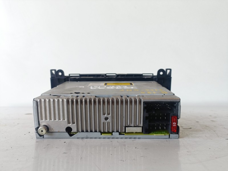 Recambio de sistema audio / radio cd para mercedes-benz clase b (bm 245) 640940 referencia OEM IAM A1698702389001  