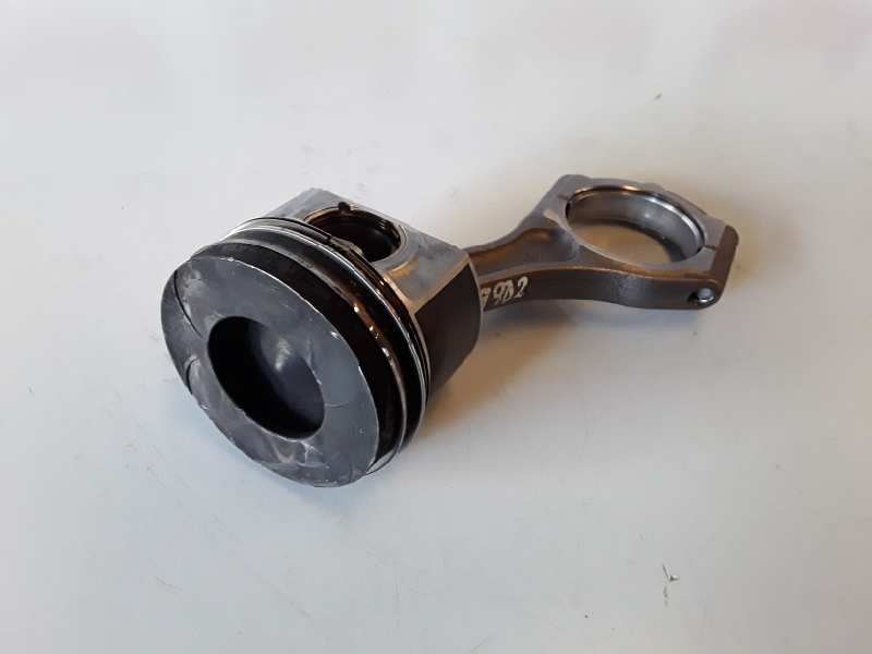 Recambio de piston para subaru legacy combi/ outback (b13/bp) ee20 referencia OEM IAM   