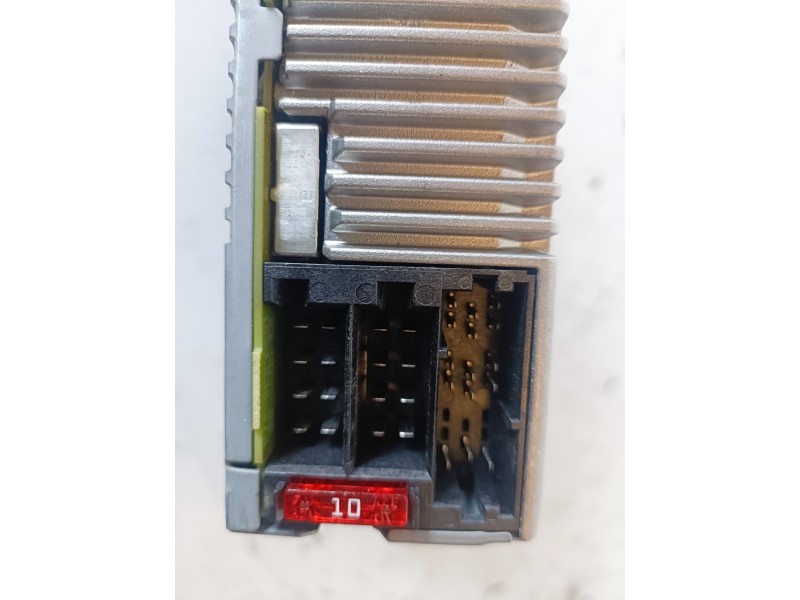 Recambio de sistema audio / radio cd para mercedes-benz clase b (bm 245) 640940 referencia OEM IAM A1698702389001  