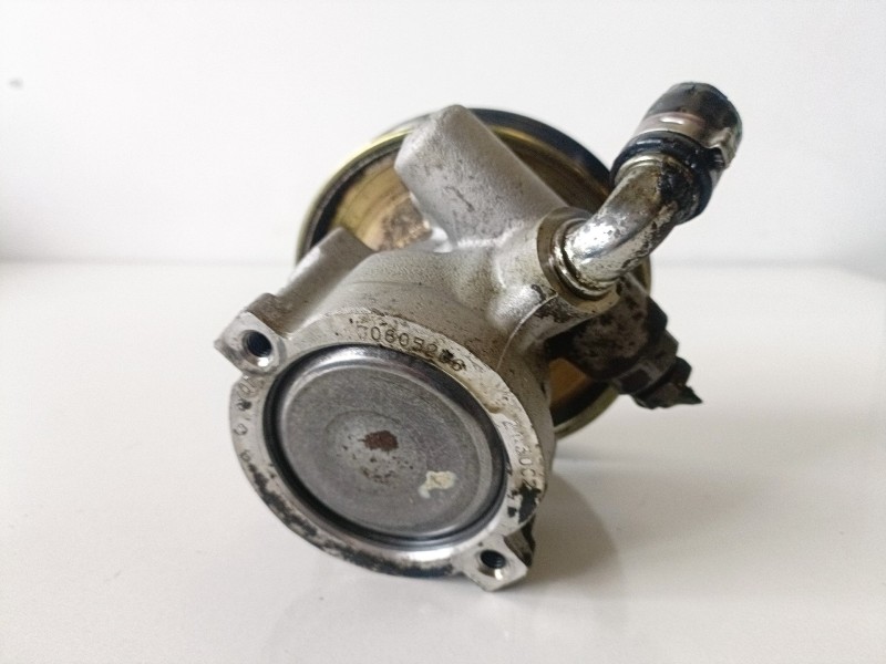 Recambio de bomba direccion para citroen xsara picasso 9hz referencia OEM IAM   