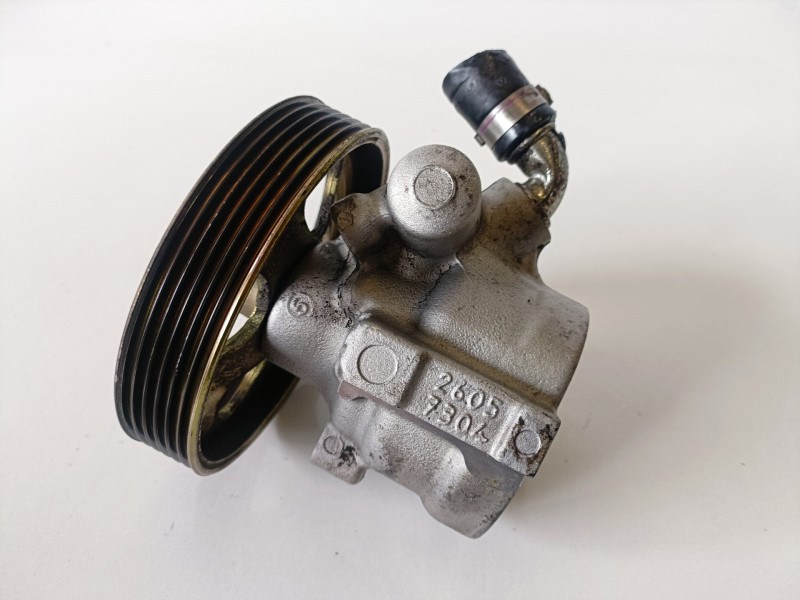 Recambio de bomba direccion para citroen xsara picasso 9hz referencia OEM IAM   