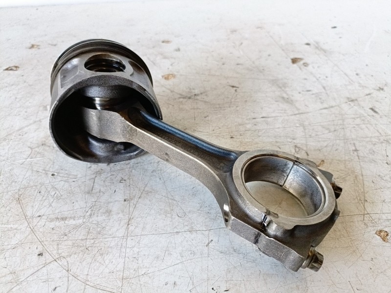 Recambio de piston para ford ranger (tke) qj2r referencia OEM IAM   