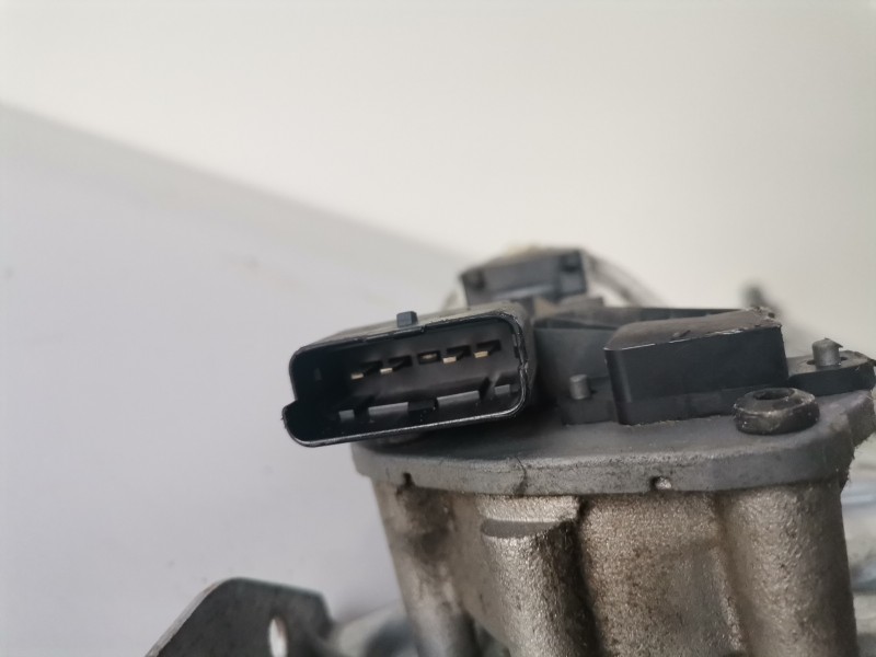 Recambio de motor limpia delantero para renault scenic ii (jm) k9k724 referencia OEM IAM 8200327016A  