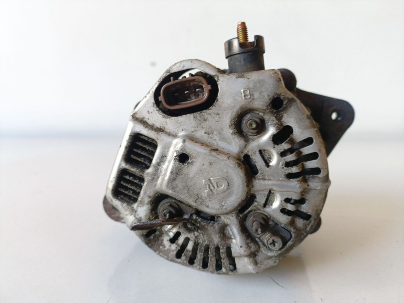 Recambio de alternador para honda hr-v (gh) d16w1 referencia OEM IAM 1022111780  