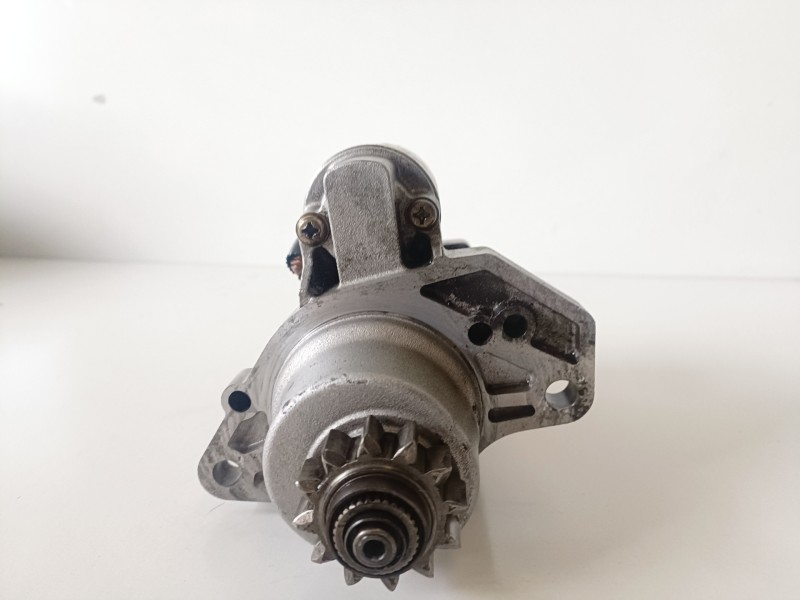 Recambio de motor arranque para nissan almera tino (v10m) yd22 referencia OEM IAM 23300WD000  