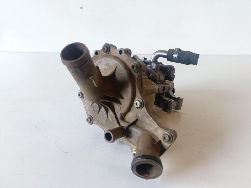 Recambio de bomba direccion para citroen jumper furgón gran volumen 4h03 referencia OEM IAM 6C113A674AC  