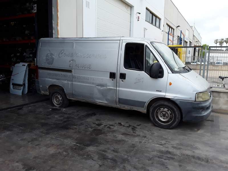 peugeot boxer (330) furgón gran vol. acristalado bat.3200mm del año 2002