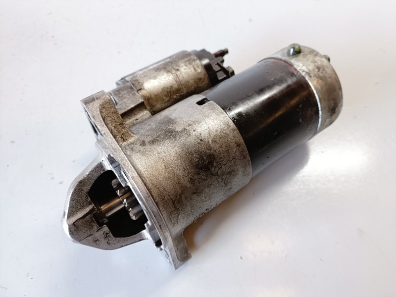 Recambio de motor arranque para opel insignia berlina a20dth referencia OEM IAM M001T30072/55353857  