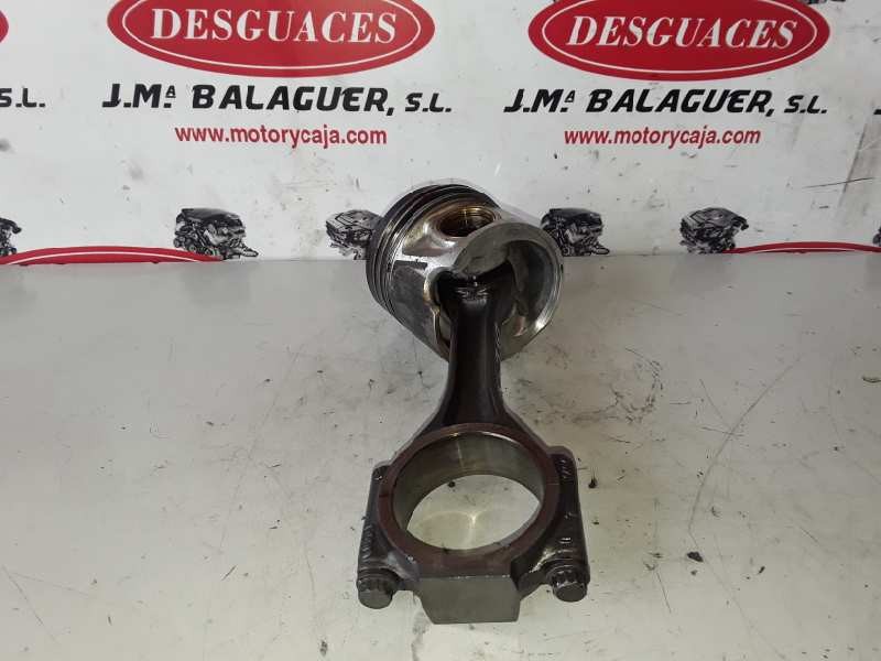 Recambio de piston para seat leon (1p1) bkd referencia OEM IAM V400/038J  