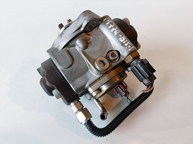 Recambio de bomba inyeccion para mazda 6 familiar (gh) r2aa referencia OEM IAM 2940000620  
