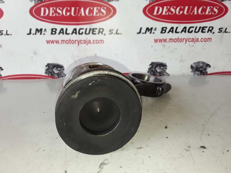 Recambio de piston para seat leon (1p1) bkd referencia OEM IAM V400/038J  