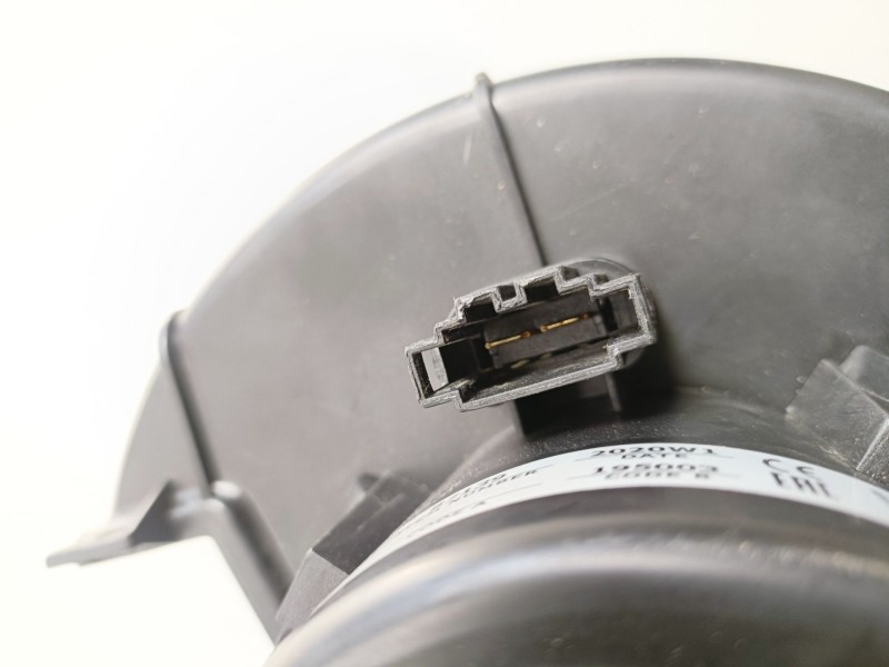 Recambio de ventilador calefaccion para audi q7 (4l) bug referencia OEM IAM 87139  