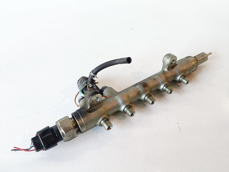 Recambio de rampa inyectora para mazda 6 familiar (gh) r2aa referencia OEM IAM   