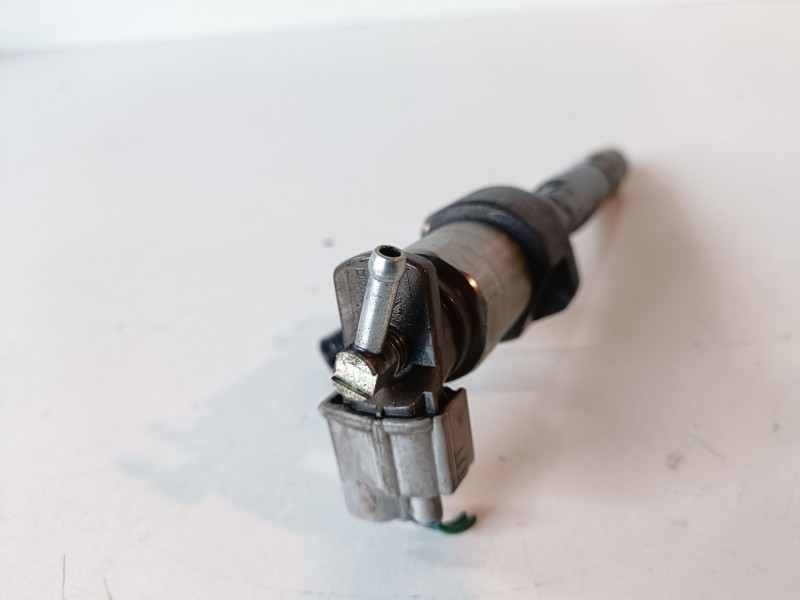 Recambio de inyector para mazda 6 familiar (gh) r2aa referencia OEM IAM R2AA13H50  