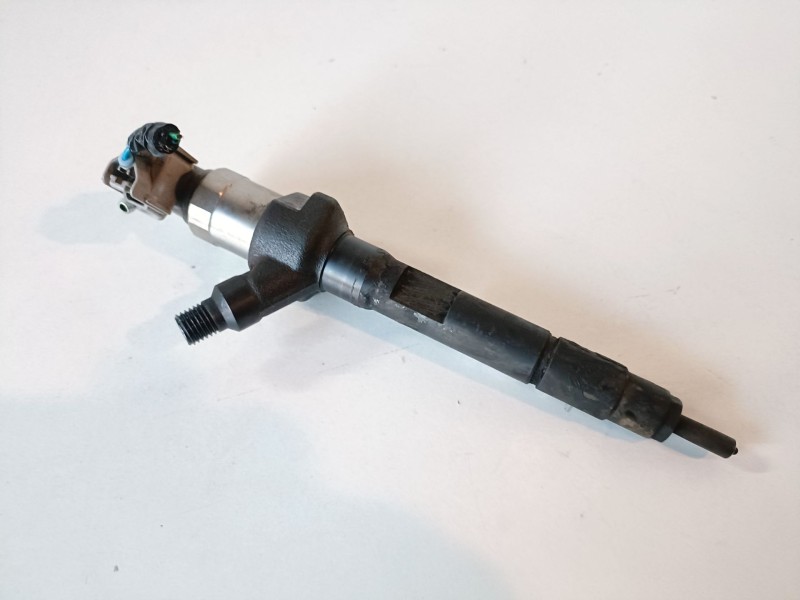 Recambio de inyector para mazda 6 familiar (gh) r2aa referencia OEM IAM R2AA13H50  