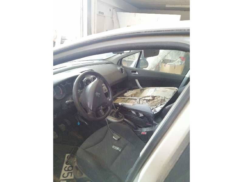 peugeot 308 del año 2011