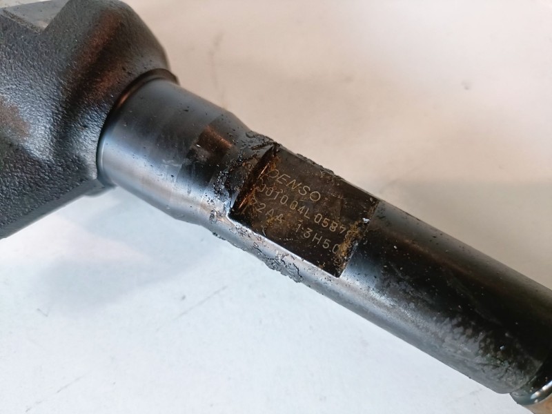Recambio de inyector para mazda 6 familiar (gh) r2aa referencia OEM IAM R2AA13H50  