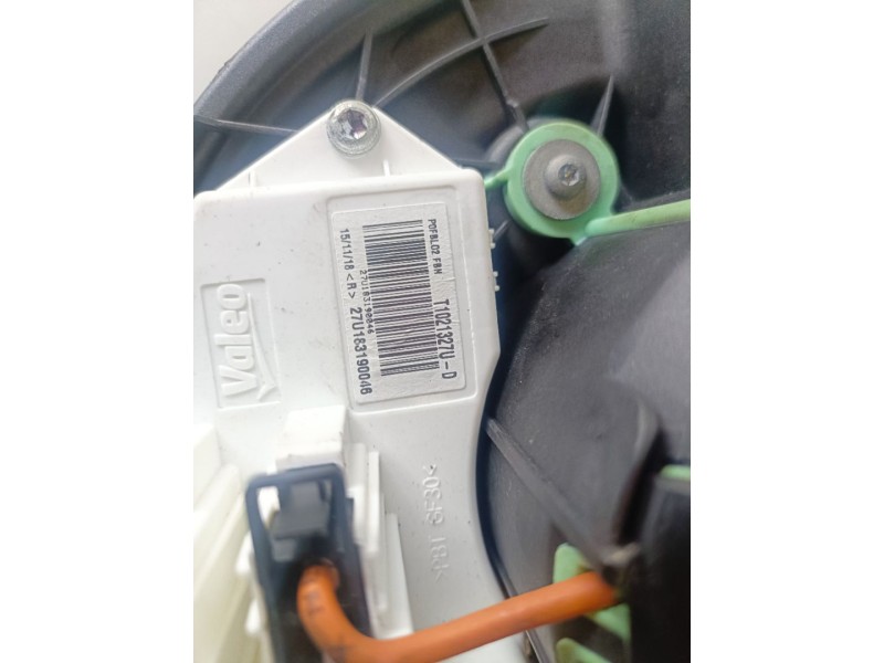 Recambio de ventilador calefaccion para bmw serie 3 berlina (e90) 204d4 referencia OEM IAM 985466N  
