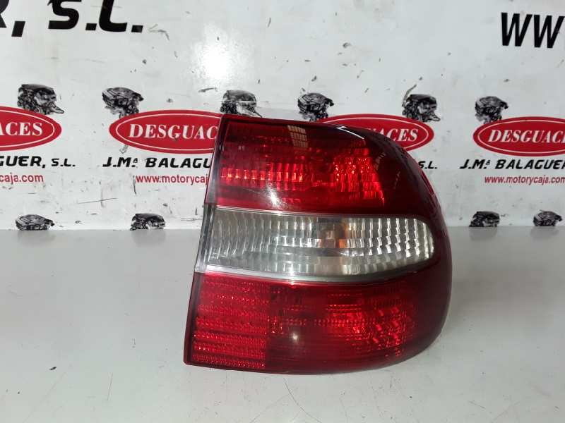 Recambio de piloto trasero derecho para volvo v40 familiar d4192t3 referencia OEM IAM   