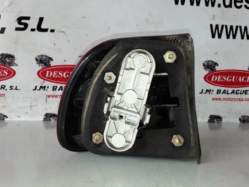 Recambio de piloto trasero derecho para volvo v40 familiar d4192t3 referencia OEM IAM   