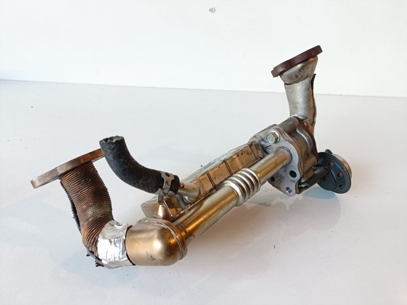 Recambio de enfriador egr para mazda 6 familiar (gh) r2aa referencia OEM IAM R2AA20304  