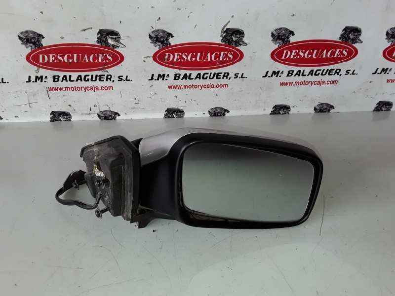 Recambio de retrovisor derecho para volvo v40 familiar d4192t3 referencia OEM IAM 0117373/0117374/0117375  
