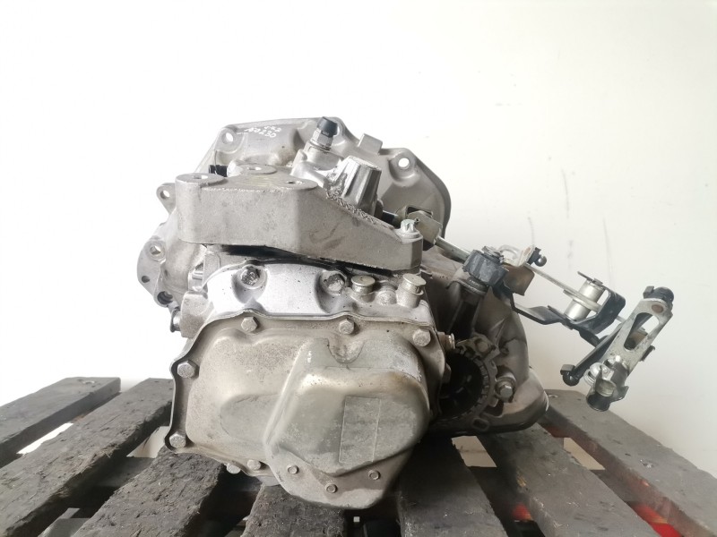 Recambio de caja cambios para opel astra h berlina z14xep referencia OEM IAM B24162F13M0418  